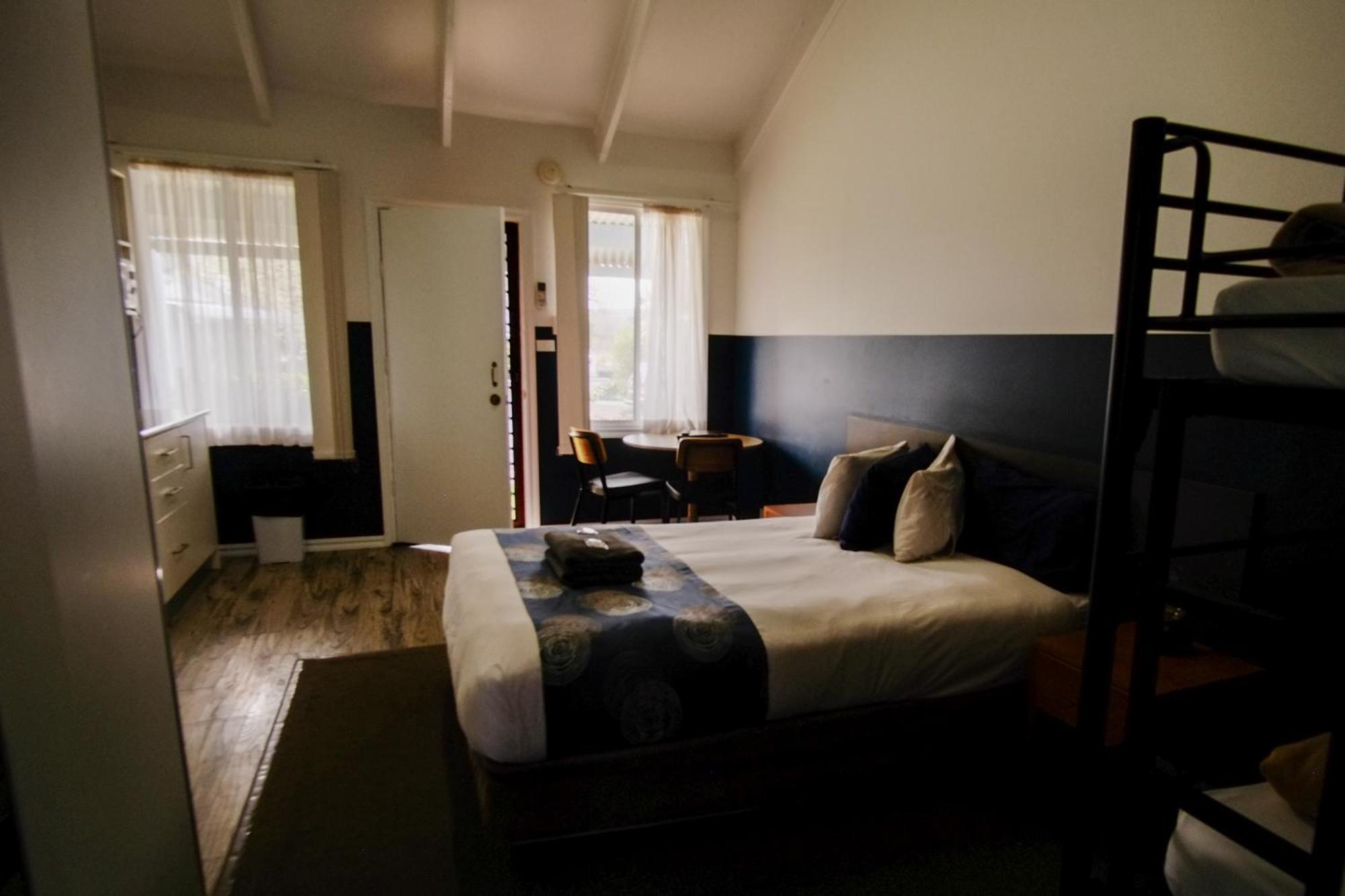 Canberra Ave Villas Queanbeyan Εξωτερικό φωτογραφία